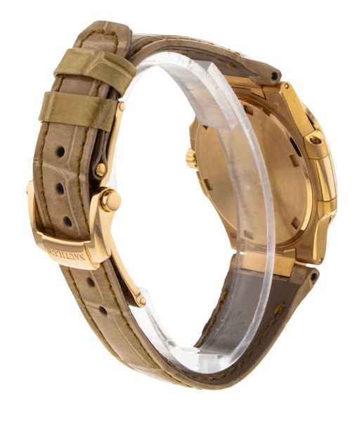 Patek Philippe Nautilus 7010R-011